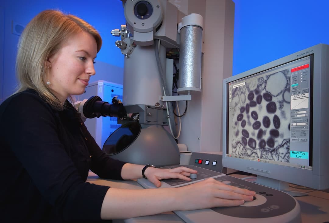 10% neuron eltávolítása is összeomlasztja a specializált LLM-eket — írja az ArXiv