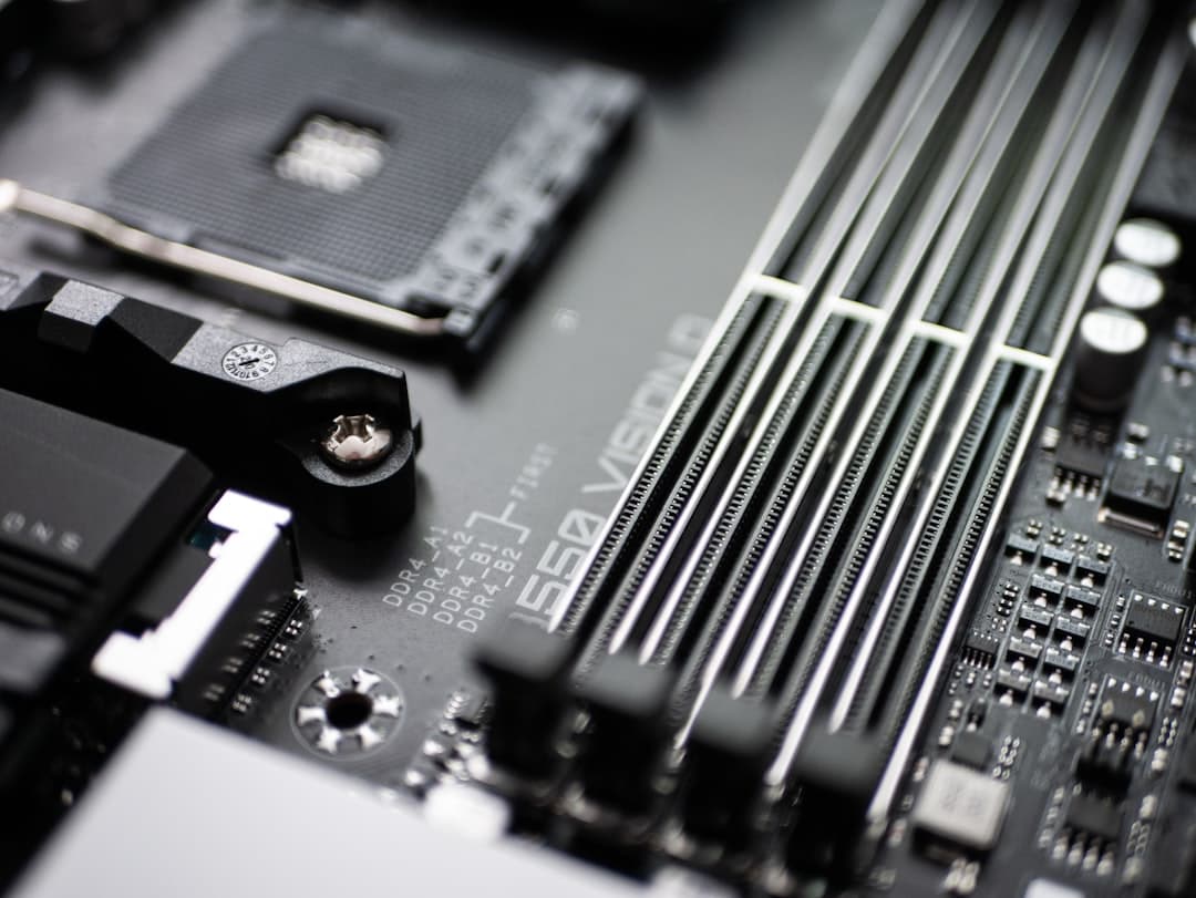 192 GB memóriával és Ryzen AI MAX+ 495 processzorral érkezik a GMKtec EVO-X3 csúcsmodellje