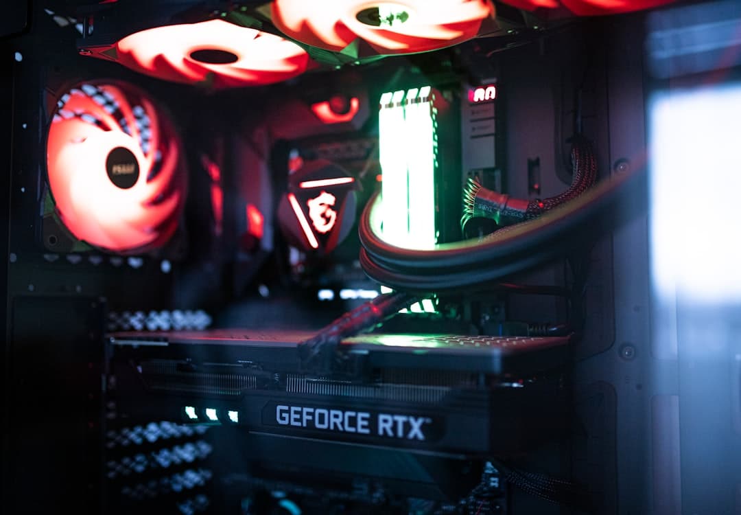32 GB memóriával és hármas ventillátorral: megjelent a RTX 4080 kínai verziója