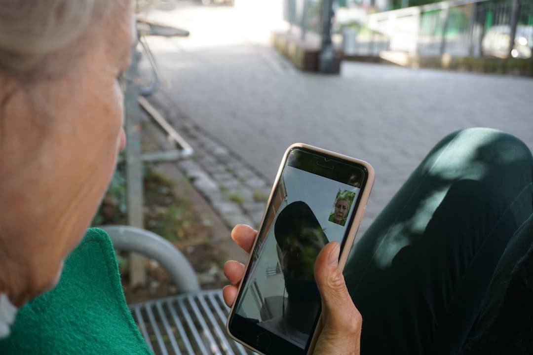 75%-os pontossággal észleli a bukásokat az AMD új AI-ja