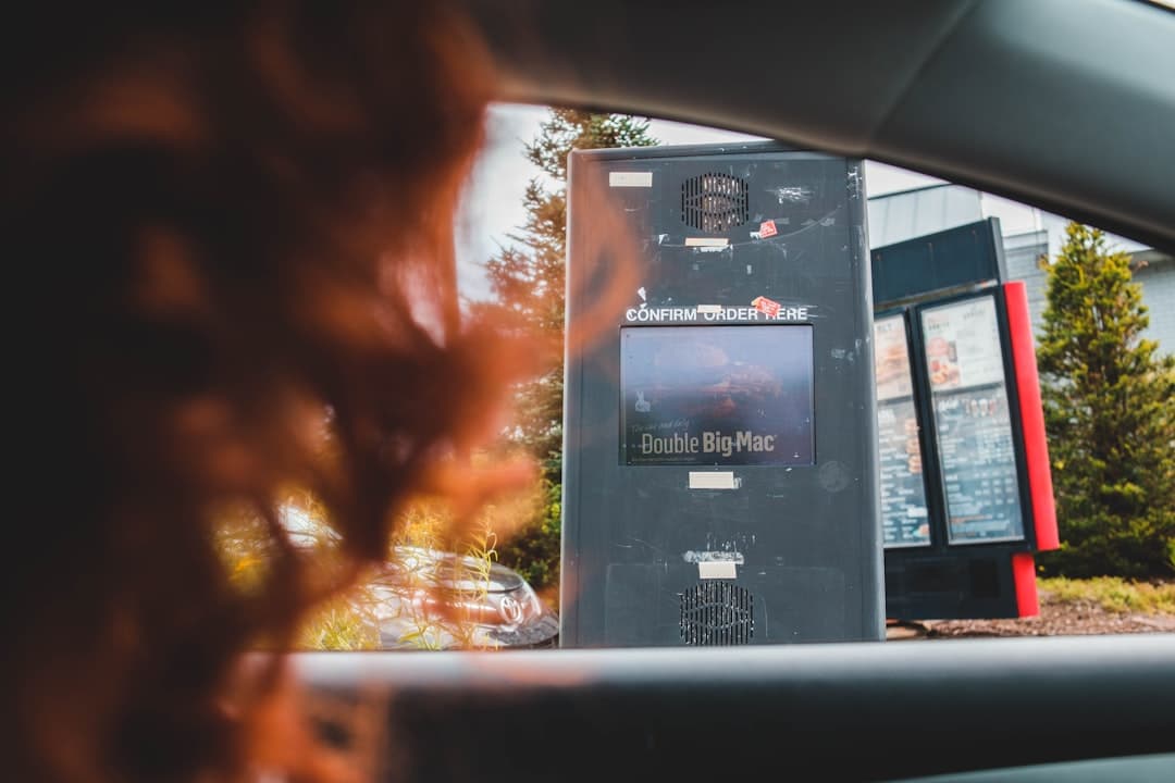 A Dairy Queen AI chatbotot telepít a drive-thru éttermekbe