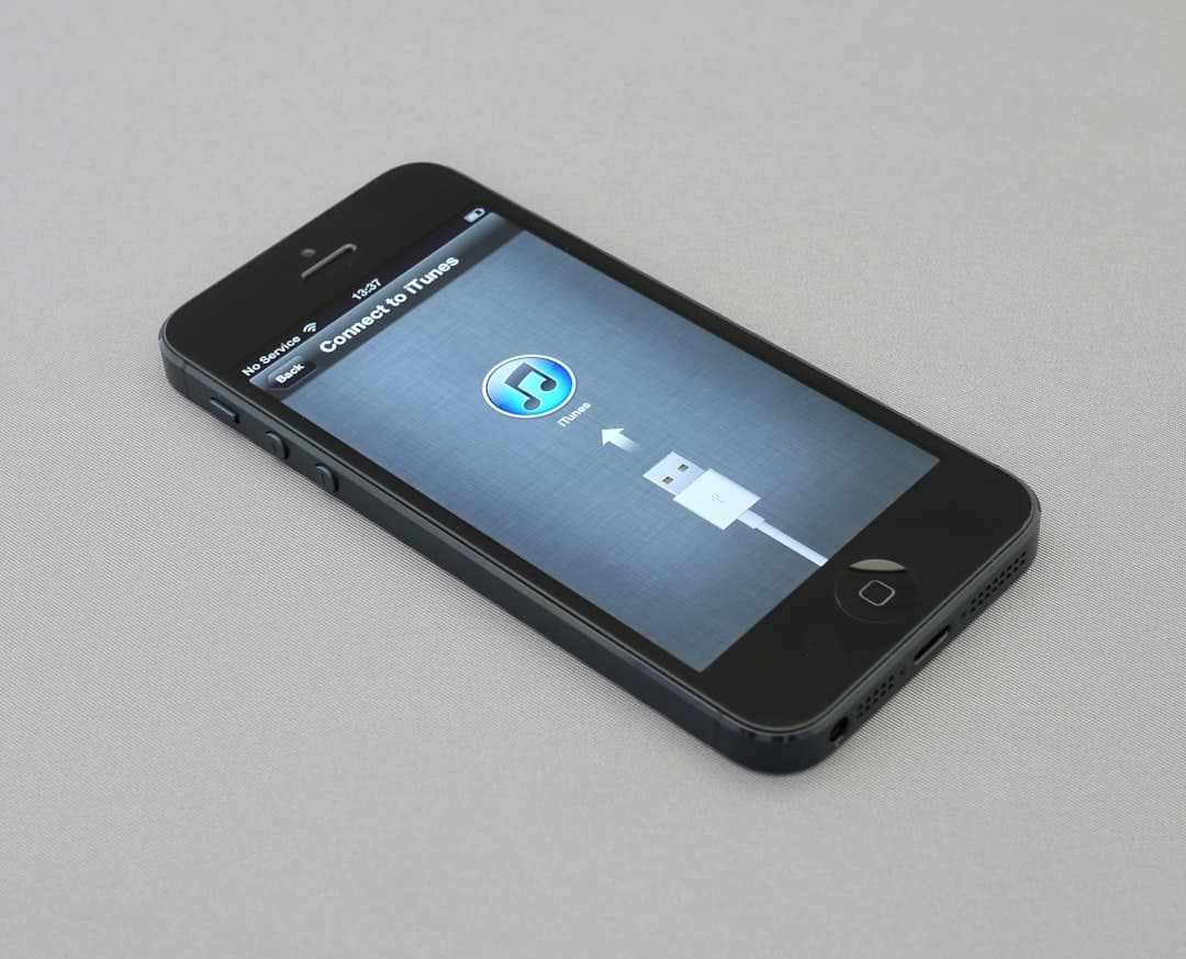 AI kódoló bootcampre küldi Siri fejlesztőit az Apple a júniusi bemutató előtt