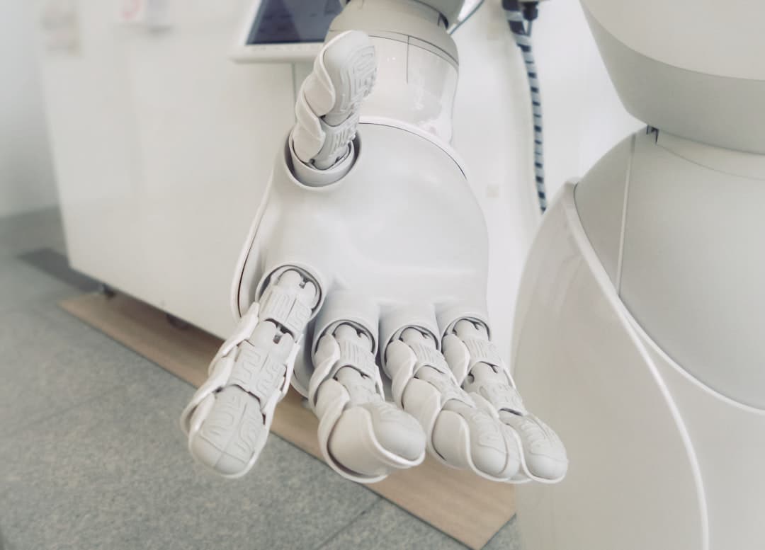Az OpenAI globális politikaigazgatója, Chris Lehane figyelmeztet az AI „katasztrófa-jóslóira”