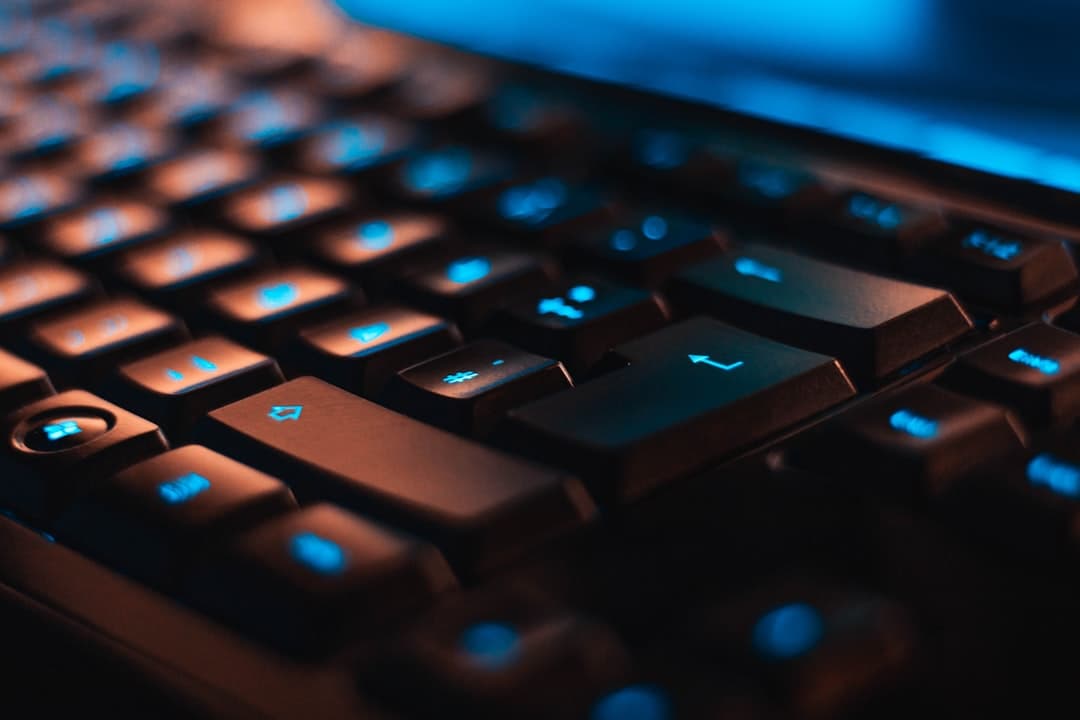 CrowdStrike: Claude Opus 4.7-et kap a Falcon platform — gyorsabb sebezhetőség-javítás