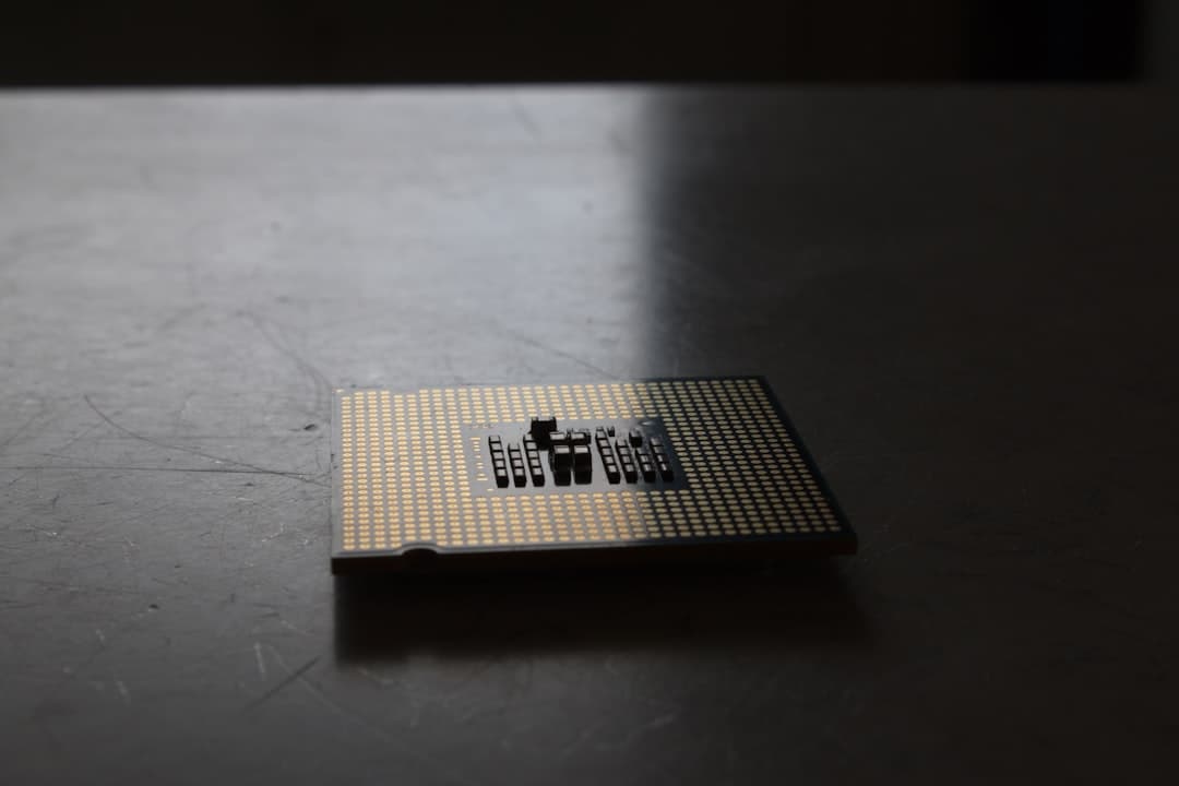 Intel új AI-chippel támadja a Nvidiát év végére
