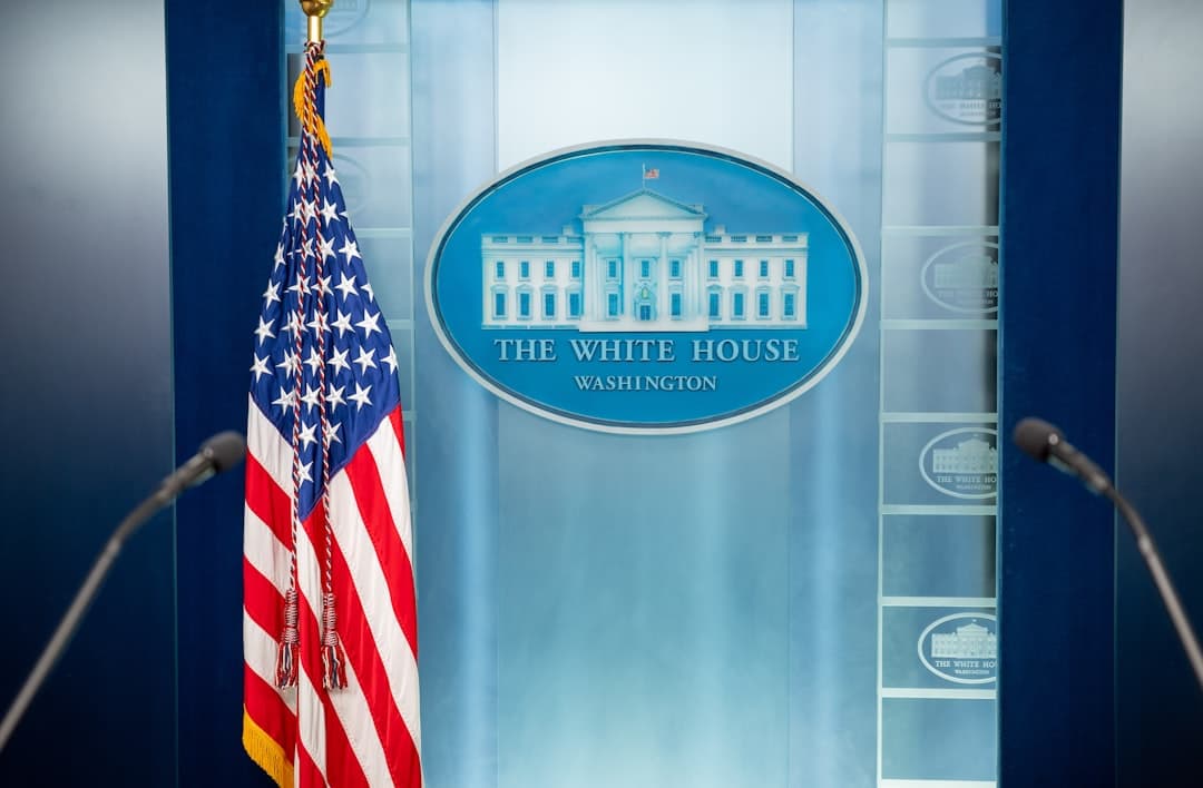 Négy nap után távolította el a Fehér Ház az AI Szabványügyi Központ vezetőjét