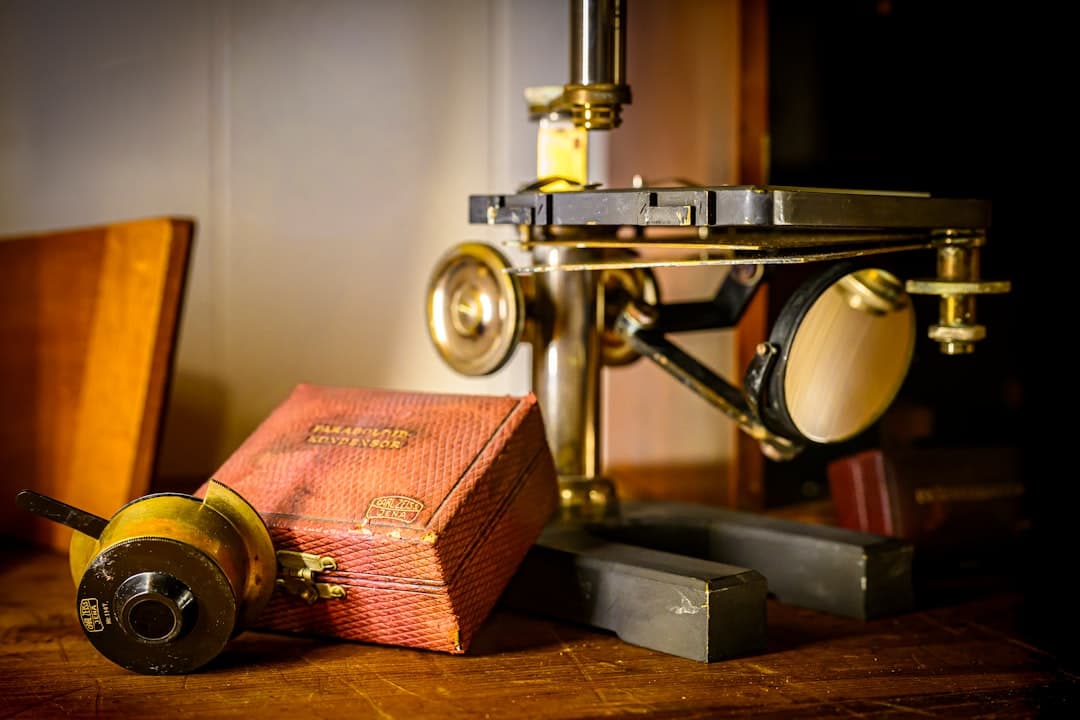 Algebrai struktúrákkal csökkenti a keresési teret egy új optimalizálási keretrendszer